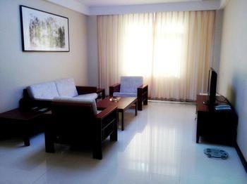 Qingdao Excalibur Hotel Екстериор снимка