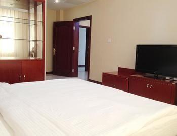 Qingdao Excalibur Hotel Екстериор снимка